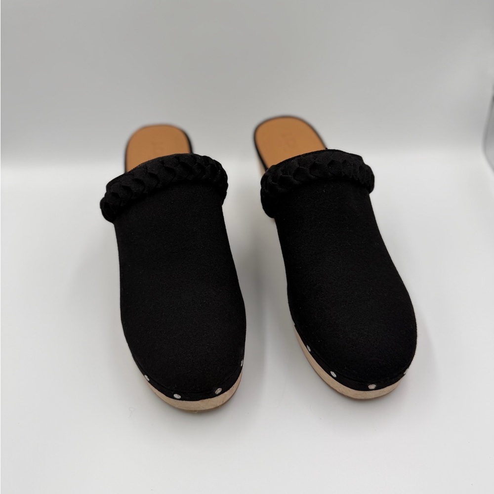 JCrew Black Suede Women's Clogs size 10 scandi girl minimalist chunky retro heel